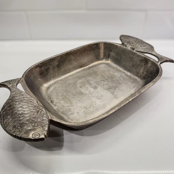 1970's Vintage Pewter Fish Handle Serving Platter/ Serving Dish, Unbranded - Picture 7 of 10